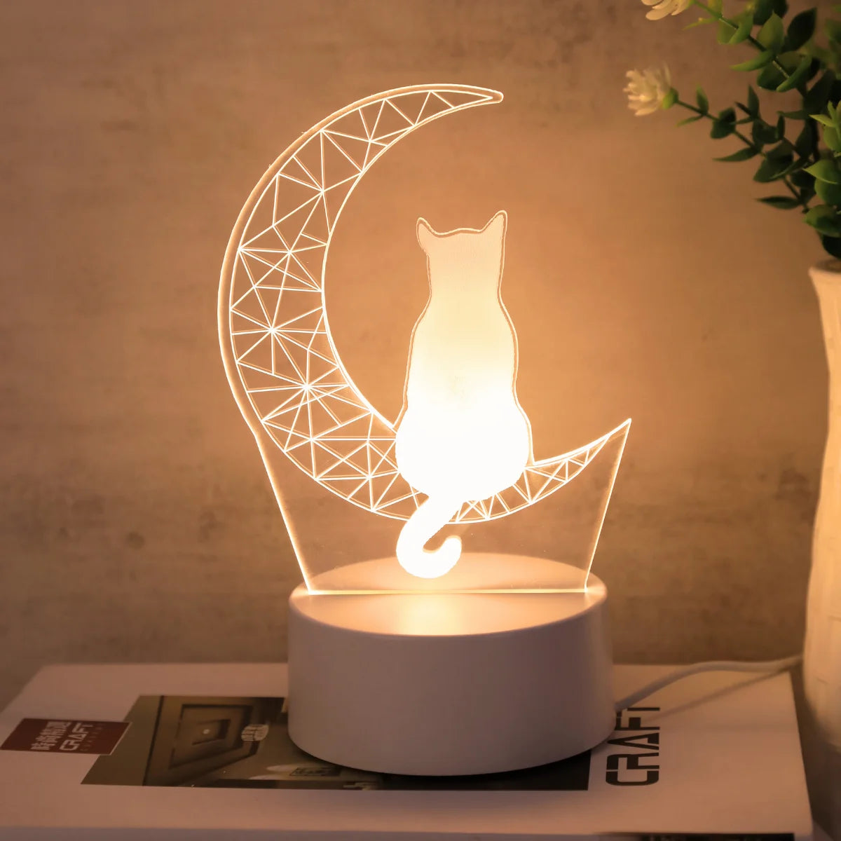 Luna Cat Light